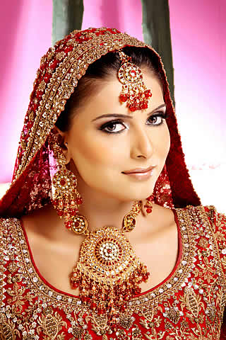 Pakistani Bridal Wear Collection by Bunto Kazmi Fashion Designer