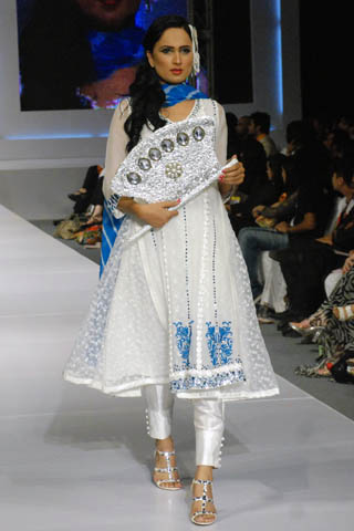 Pakistani Designer Sarah Salman Collection at PFDC Week 2011 Lahore