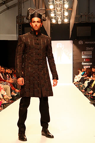 Shakil Saigol at Fashion Pakistan Week 2010