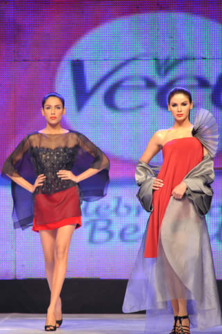 Sonya Batla's collection at Veet Celebration of Beauty 09