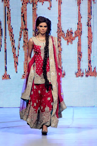 Neha Ahmad in Mehdi's collection