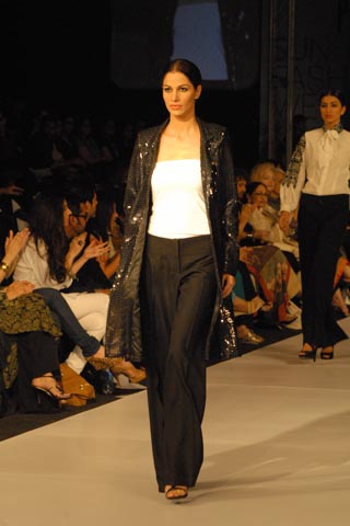 Sara Shahid at PFDC Sunsilk Fashion Week Karachi 2010