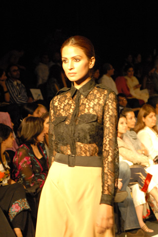 Sara Shahidâ€™s at PFDC Sunsilk Fashion Week Karachi 2010