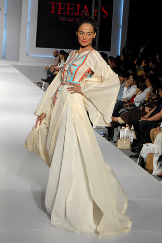 Teejays Latest Designs at PFDC Sunsilk Fashion Week 2011 Lahore