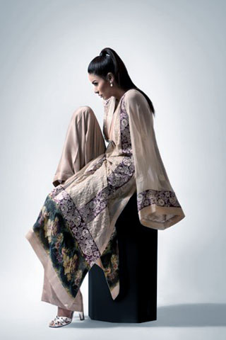 Neha Ahmed modeled for Threads & Motifs
