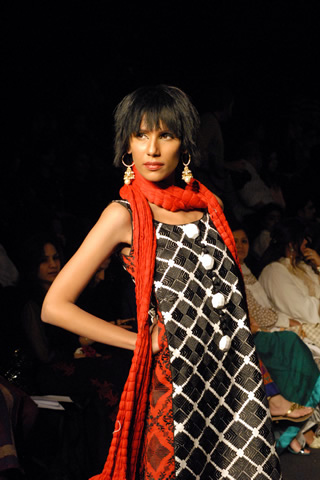 zara shahjahan collection at pfdc sunsilk fashion week karachi 2010
