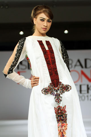Lakhani Collection at Islamabad Fashion Week