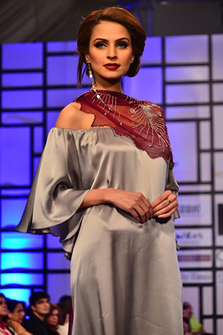 Maheen Khan at Fashion Pakistan Week Day 1