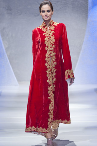 Maheen Khan at Pakistan Fashion Week London 2012 Day 2