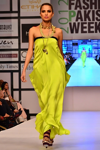 Sanam Chaudhri at Fashion Pakistan Week 2012 Day 1, Fashion Pakistan Week 2012