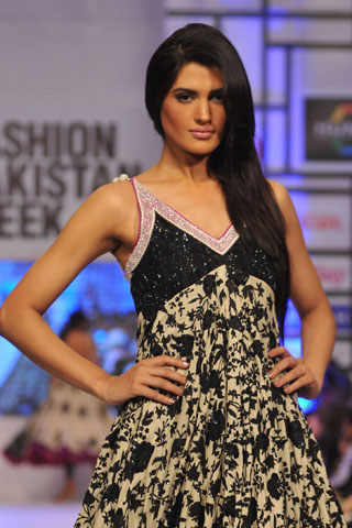 Umar Sayeed at Fashion Pakistan Week 2012