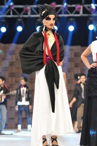 Ali Xeeshan Collection at 2011 Lux Style Awards
