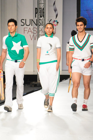Ammar Belal at PFDC Sunsilk Fashion Week 2012 Day 2, PFDC Sunsilk Fashion Week 2012