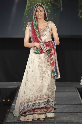 Asifa and Nabeel - Pakistan Fashion Extravaganza 2011