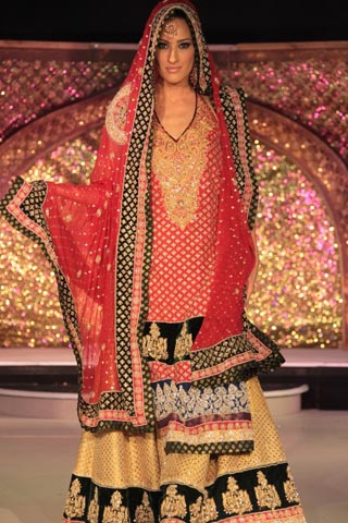 Bridal Fashion Show by Zainab Sajid