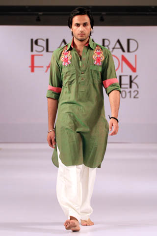 Munib Nawaz Collection at Islamabad Fashion Week A/W 2012
