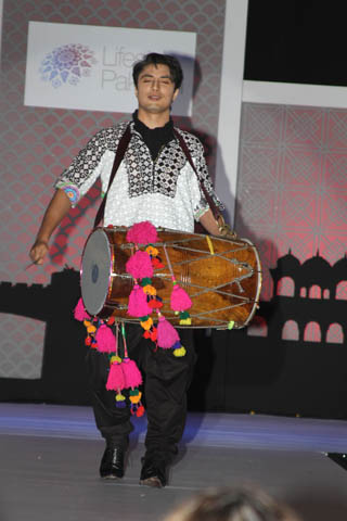 Ali Zafar at Pareesa Lawn Collection 2012 by Chen One at Lifestyle Pakistan