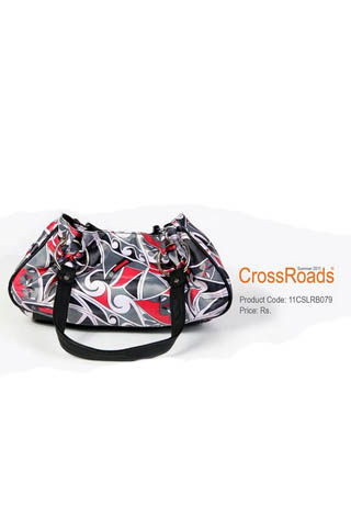 Summer Collection of Bags By Crossroads, Latest Handbags Collection 2011