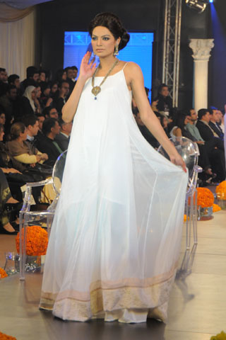 Reama Malik at PFDC L'Oreal Paris Bridal Week 2011 - Day 2
