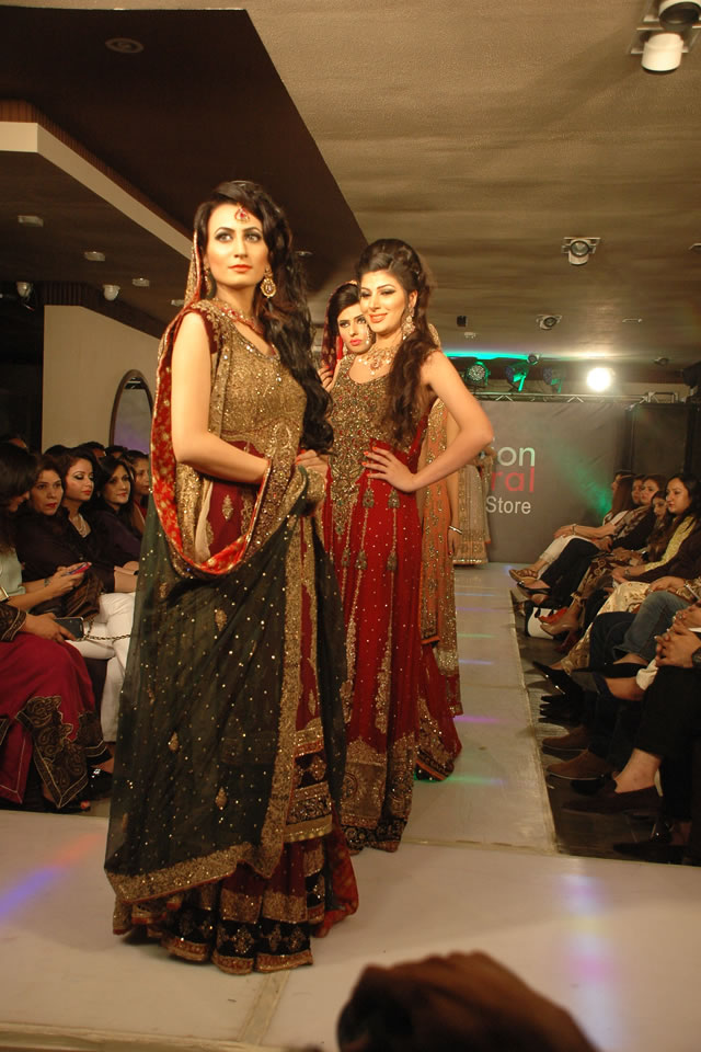 Bridal Trunk Show Aisha Imran Fashion Central store Collection