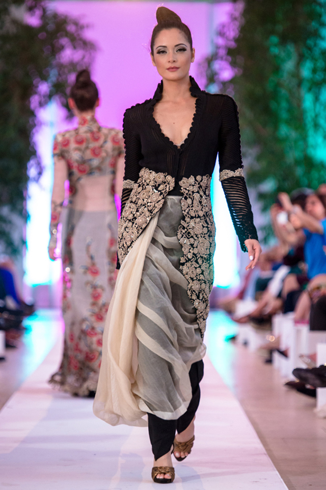 Anamika Khanna Couture at Fashion Parade 2014