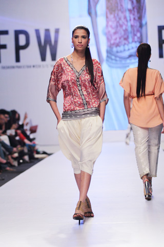 Deepak Perwani Spring 2014 FPW Collection