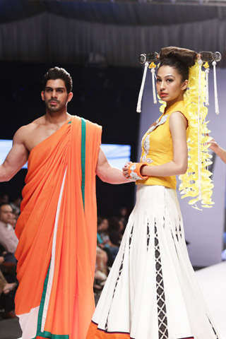 Fashion Pakistan Week Dresses by Ali Xeeshan 2014