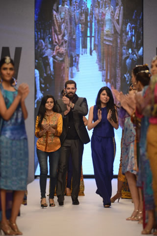 FPW Latest Gul Ahmed Lamis Digital Silk Spring Collection