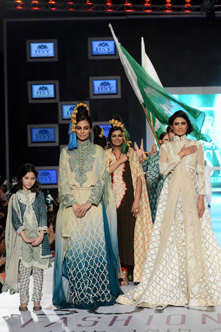 HSY PFDC Collection Day 4