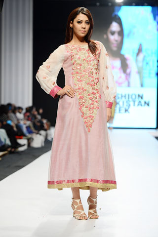 Hajra Hayat Collection at FPW 2013 Day 2