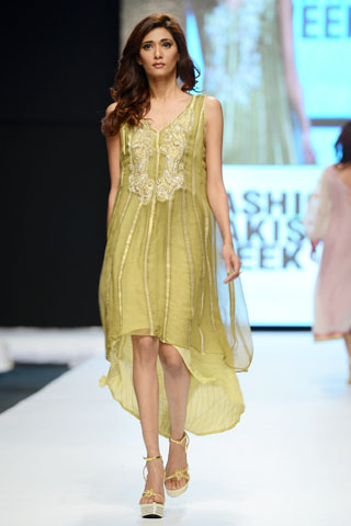 Hajra Hayat Collection at FPW 2013 Day 2