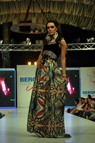2013 Latest Fahad Hussayn Berger Color Vogue Fashion Show Collection