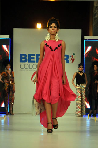 2013 Fahad Hussayn Berger Color Vogue Fashion Show Collection