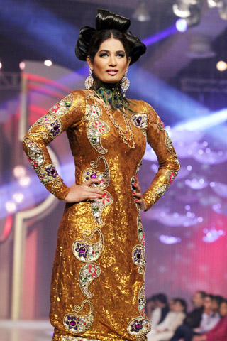Nadya Mistry Collection at Pantene BCW 2013 Day 3
