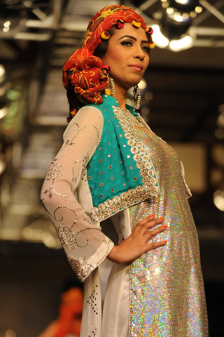 Neelma Naveed Fashion Show 2013 in Islamabad, Neelma Naveed Collection