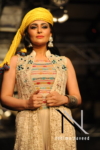 Pakistani Fashion Collection by Neelma Naveed