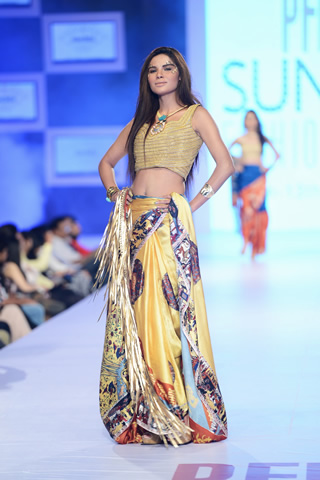 Shehla Chatoor Summer 2014 PFDC Collection