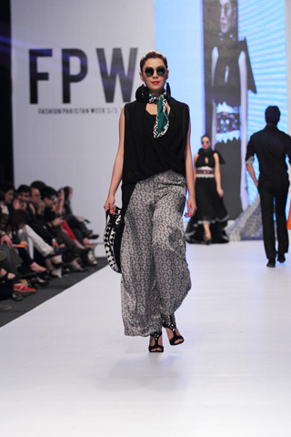 Zainab Chottani Latest FPW 2014 Instaglam Collection