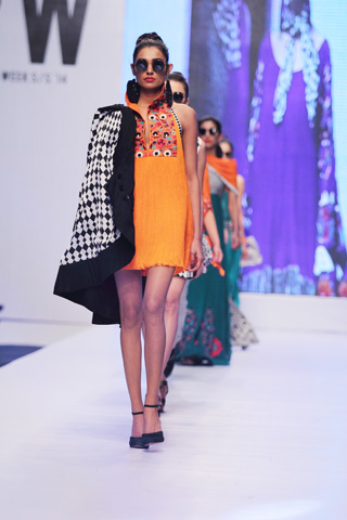 Instaglam Zainab Chottani Latest 2014 FPW Collection