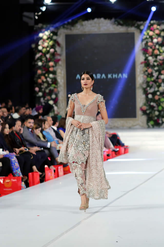 Ammara Khan Dresses PFDC Loreal Paris Bridal Week 2015 Images