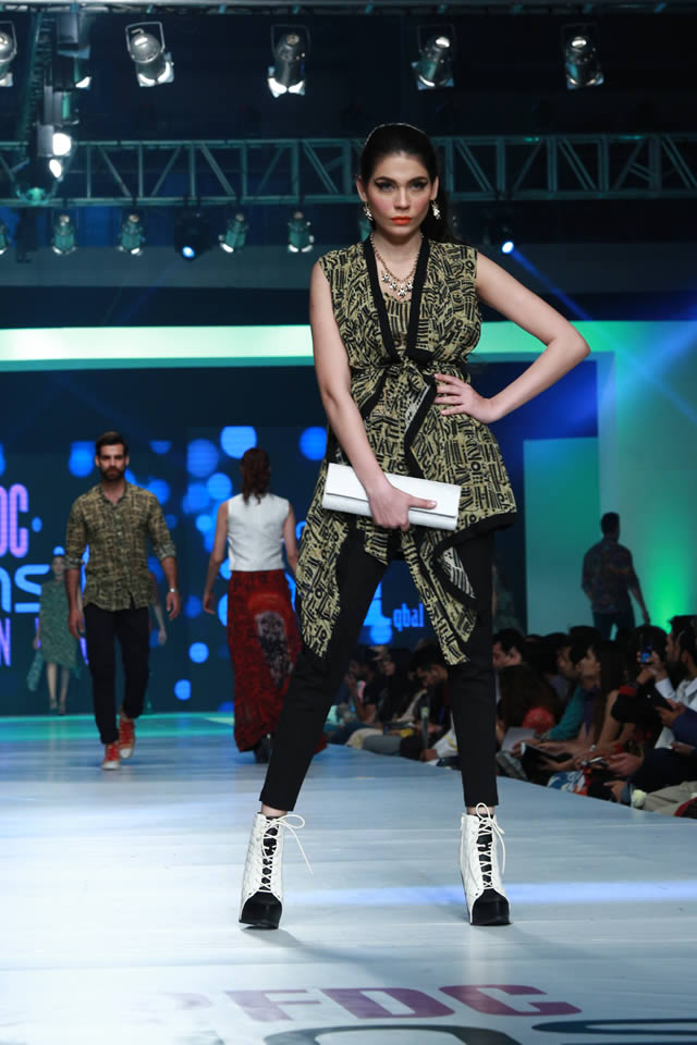 2015 PFDC Sunsilk Fashion Week Arsalan Iqbal Dresses Gallery