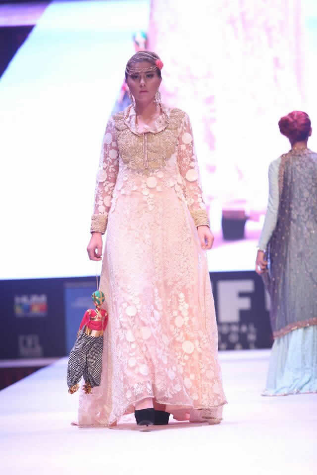 2015 International Fashion Festival Braahtii by Huma Nassr Dresses Gallery