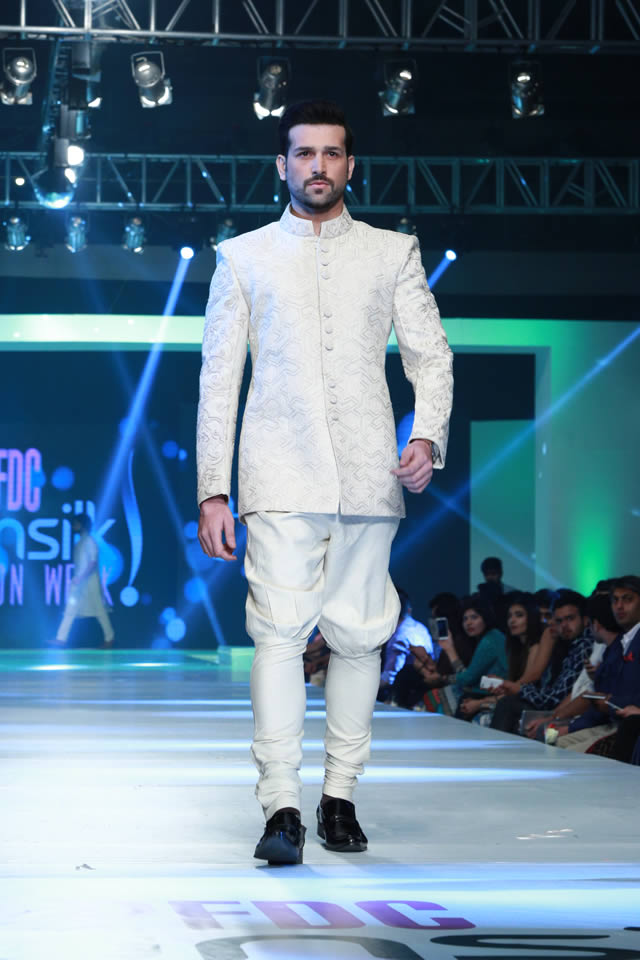 2015 PFDC Sunsilk Fashion Week Chinyere Collection Images