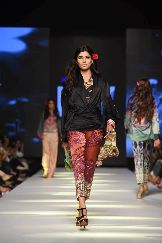 Deepak Perwani Telenor Fashion Pakistan Week 2015