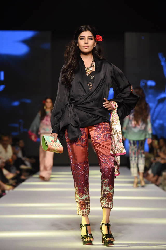 2015 Telenor Fashion Pakistan Week Deepak Perwani Dresses Pics