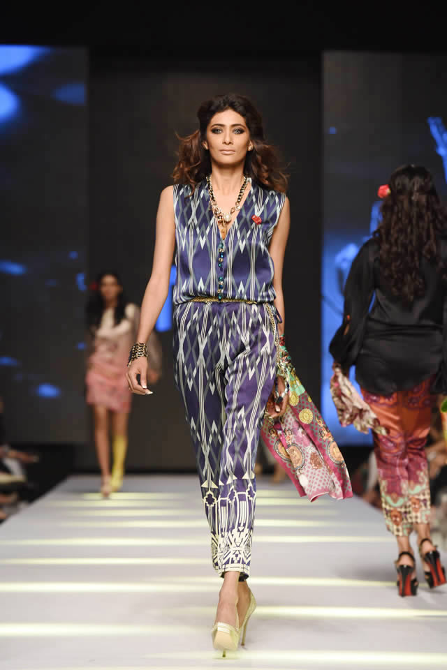 Fashion Designer Deepak Perwani Telenor Fashion Pakistan Week Dresses