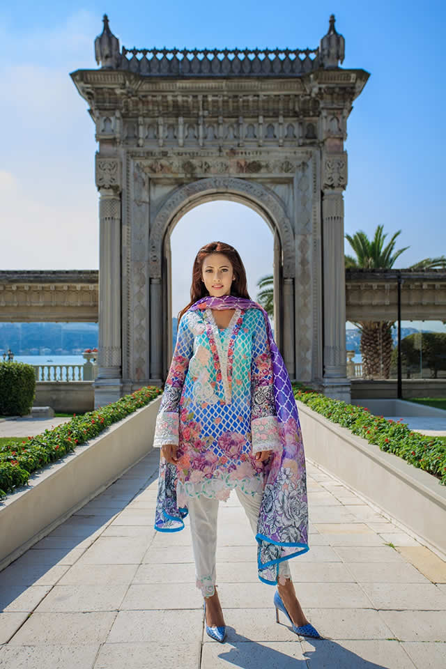 2015 Farah Talib Aziz Dresses Pics