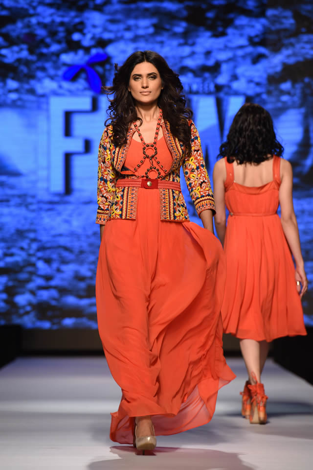 2015 Telenor Fashion Pakistan Week Fnk Asia Collection Images