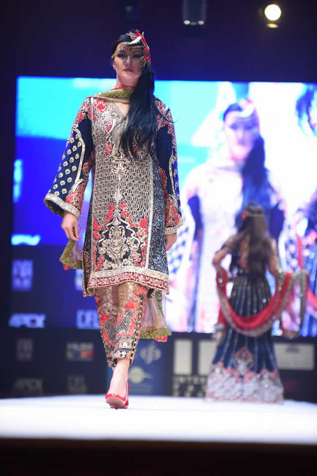 Fauzia Hammad Dresses International Fashion Festival 2015 Images