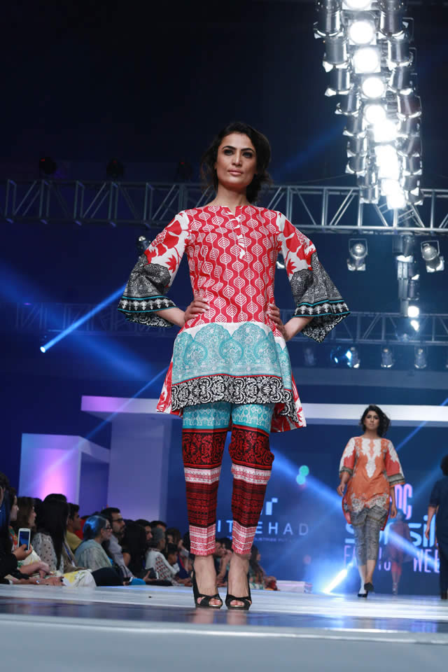 2015 Ittehad Dresses collection